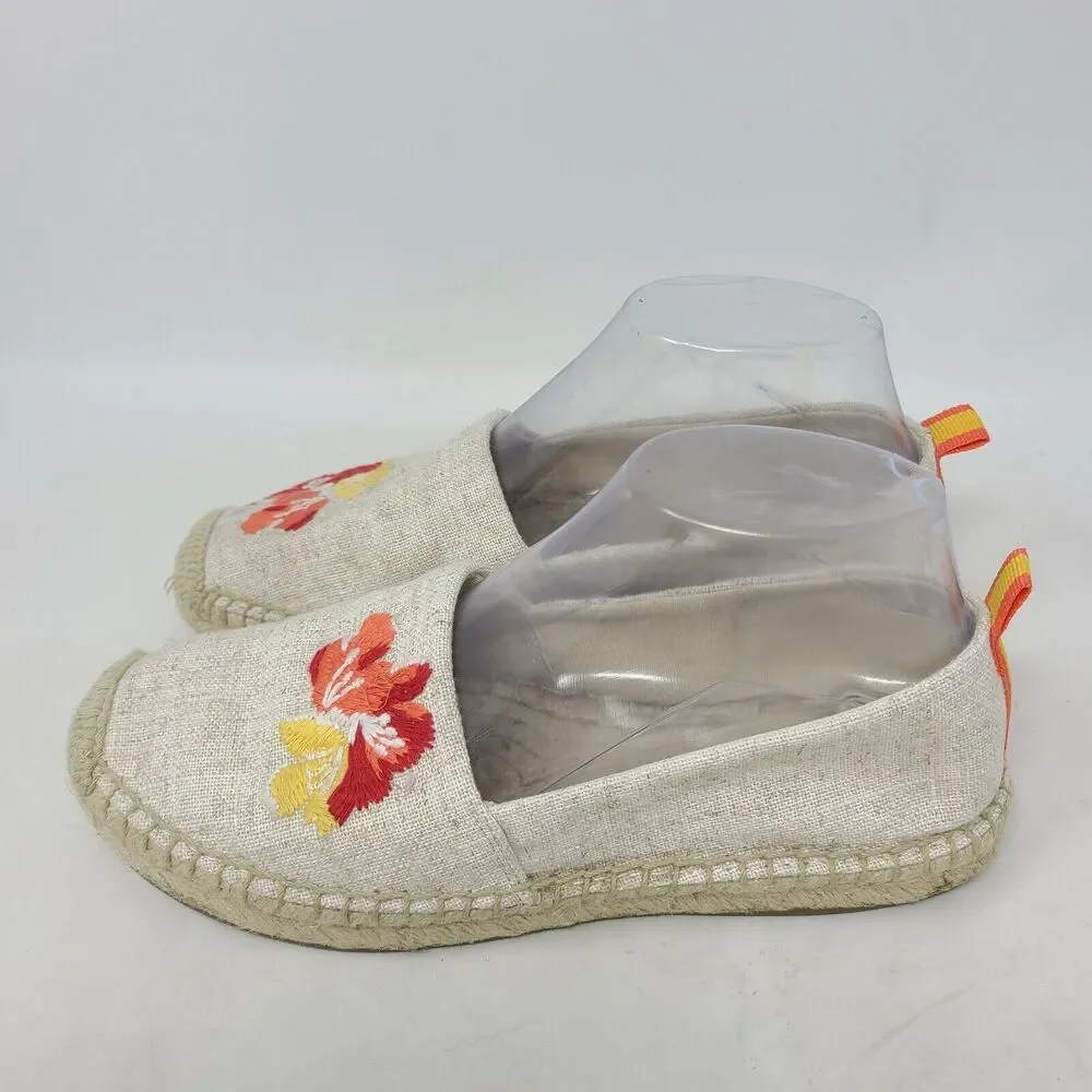 Vera Bradley Embellished Espadrilles in Dune Size 7 M Embroidered Flowers Spring